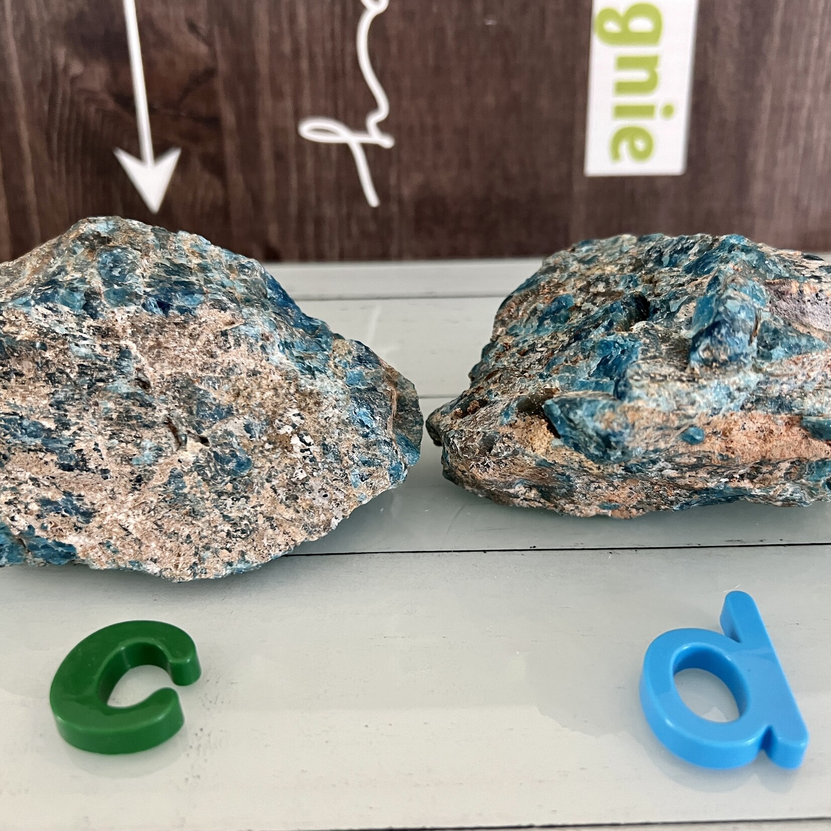 Large Rough Apatite Stone – Psychic and Spiritual Enhancer