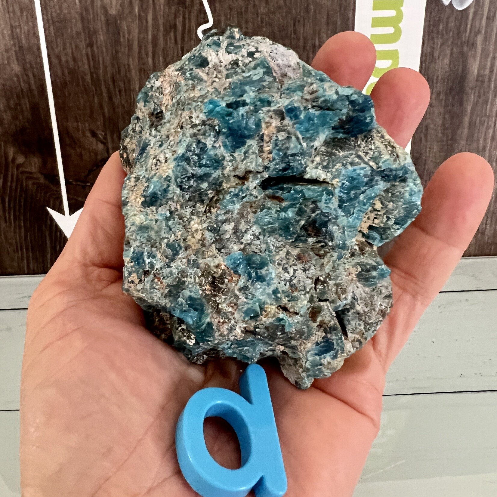 Large Rough Apatite Stone – Psychic and Spiritual Enhancer