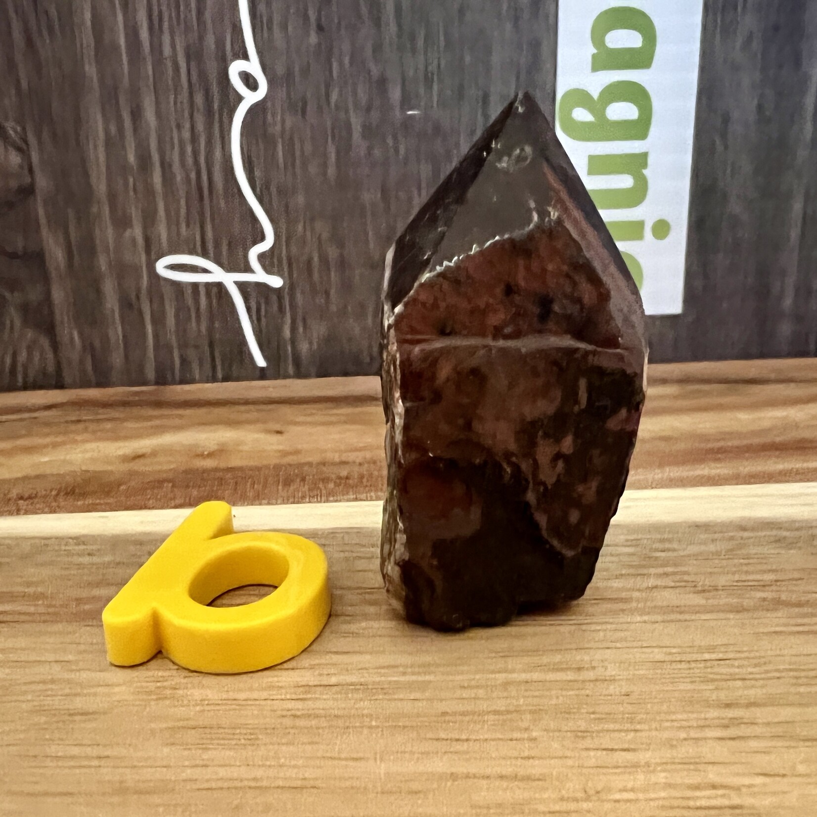 natural red tiger eye polished point, effective against blood disorders, such as anemia, can give physical strength and vitality