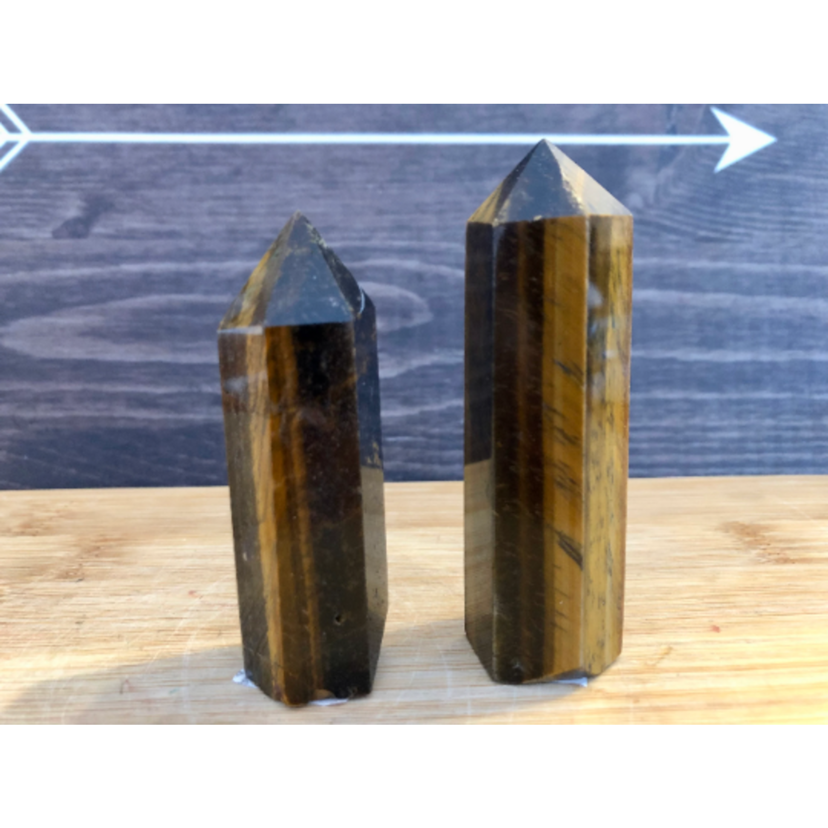 natural tiger's eye tower, stone of protection very appreciated to repel negative energies, protects us against curses