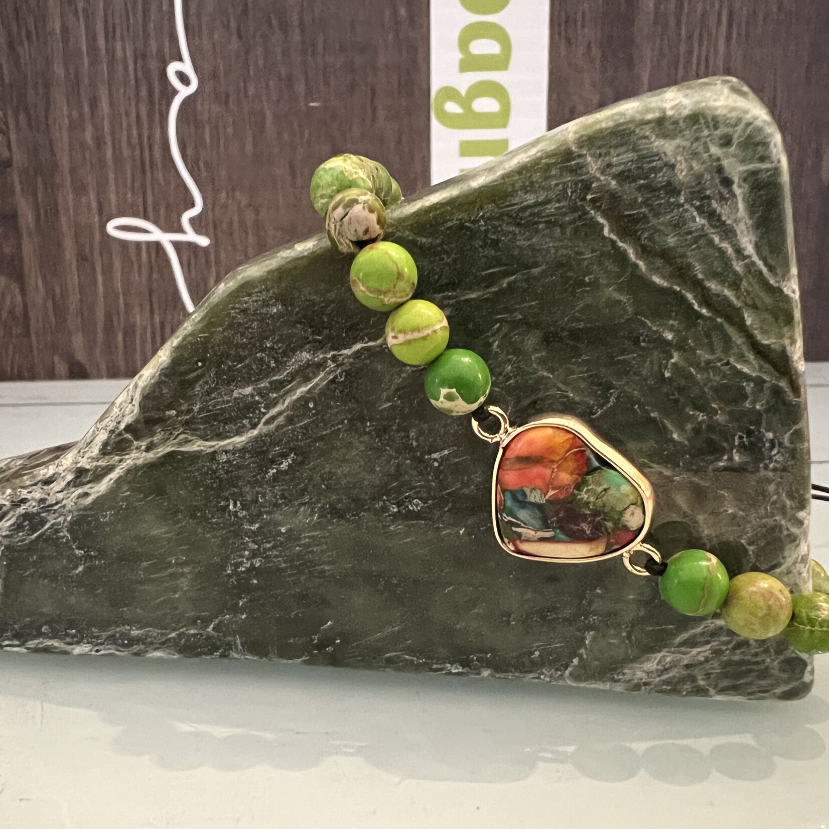 Adjustable Heart Natural Stone Handmade Bracelet - Unisex Wristband with Vibrant Colors