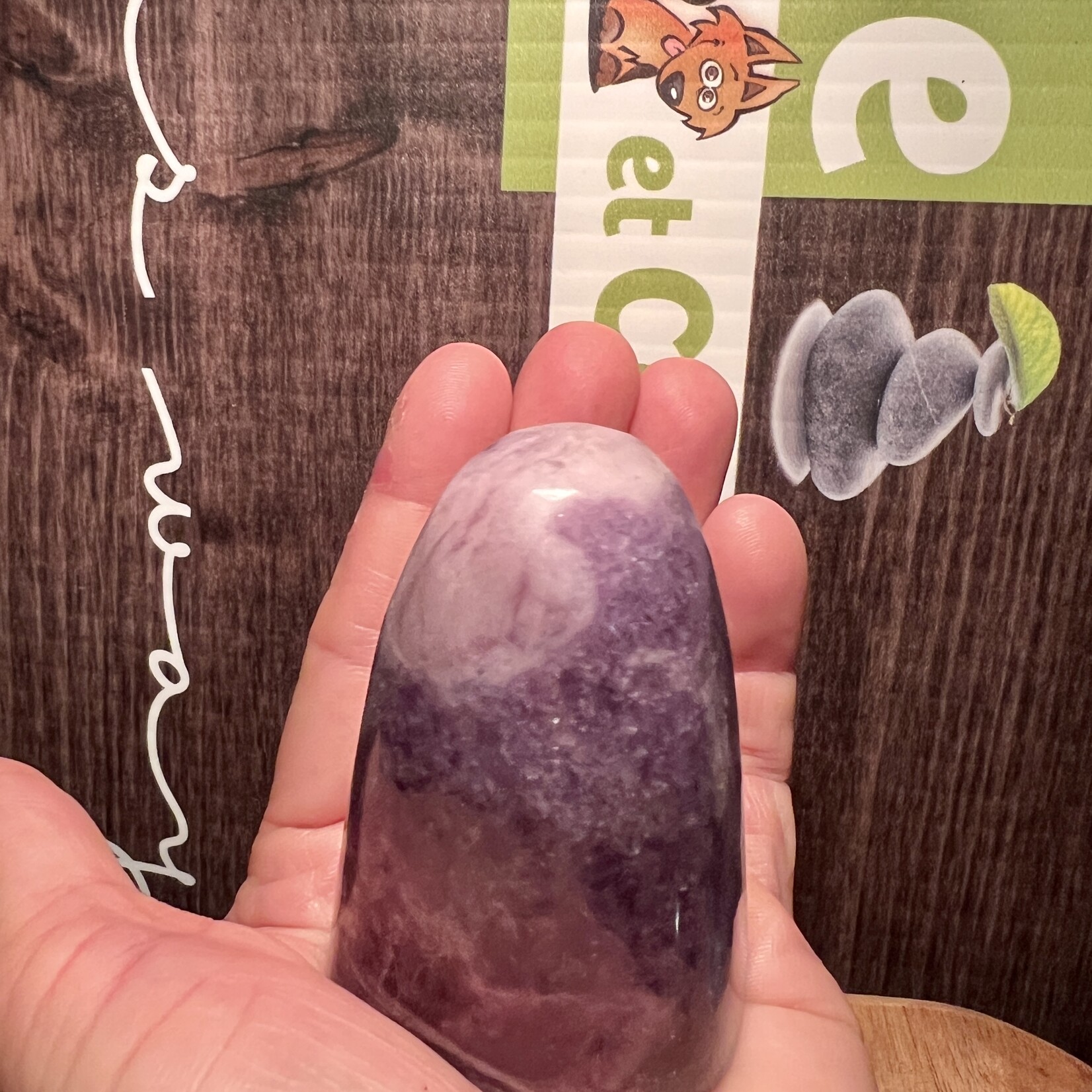 Forme libre de lépidolite violette – Bijou serein qui soulage le stress et calme l'esprit