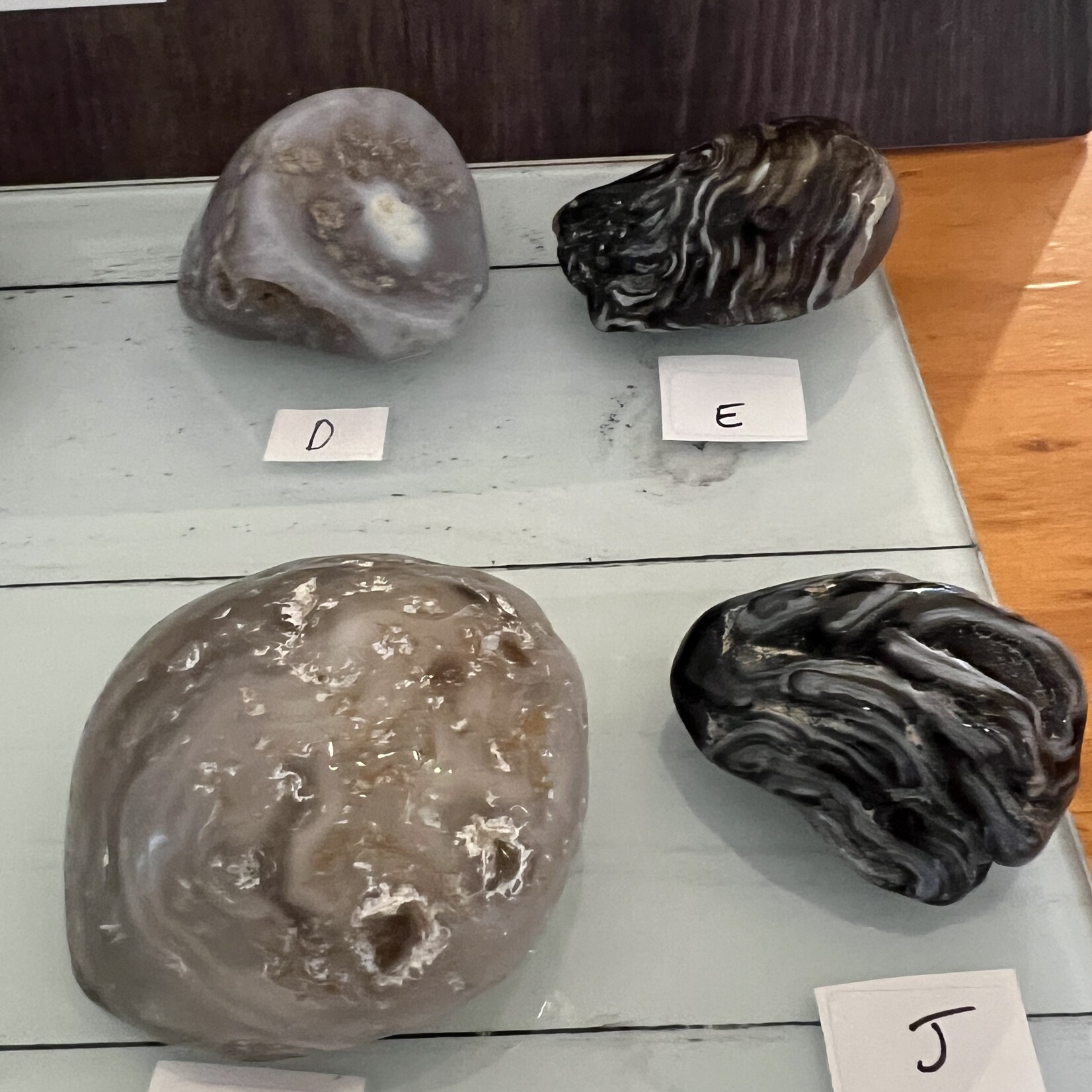Agate Enhydre brésilienne exquise - Pierre rare avec inclusion d’eau - Équilibre les éléments terre et eau