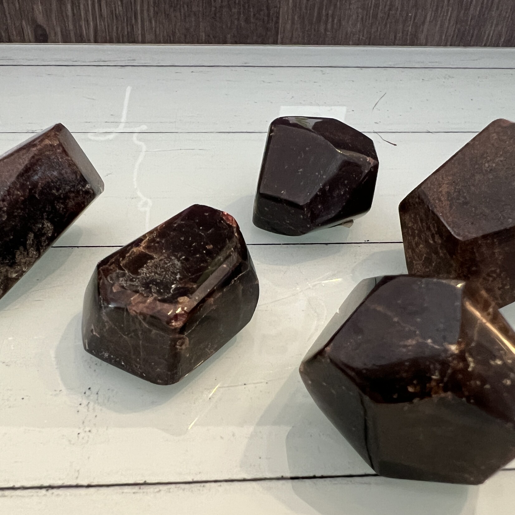 Garnet Tumbled Stones – Emotional Healing and Vitality Booster