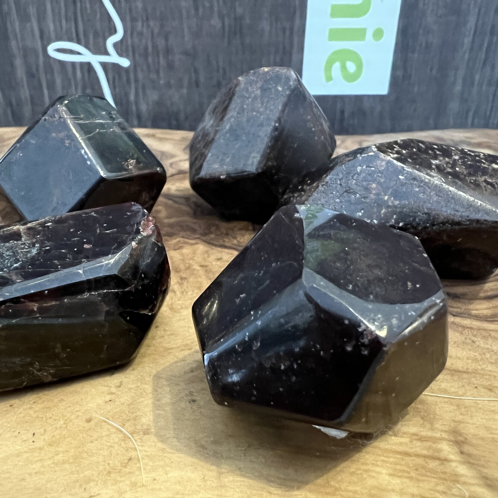 Garnet Tumbled Stones – Emotional Healing and Vitality Booster