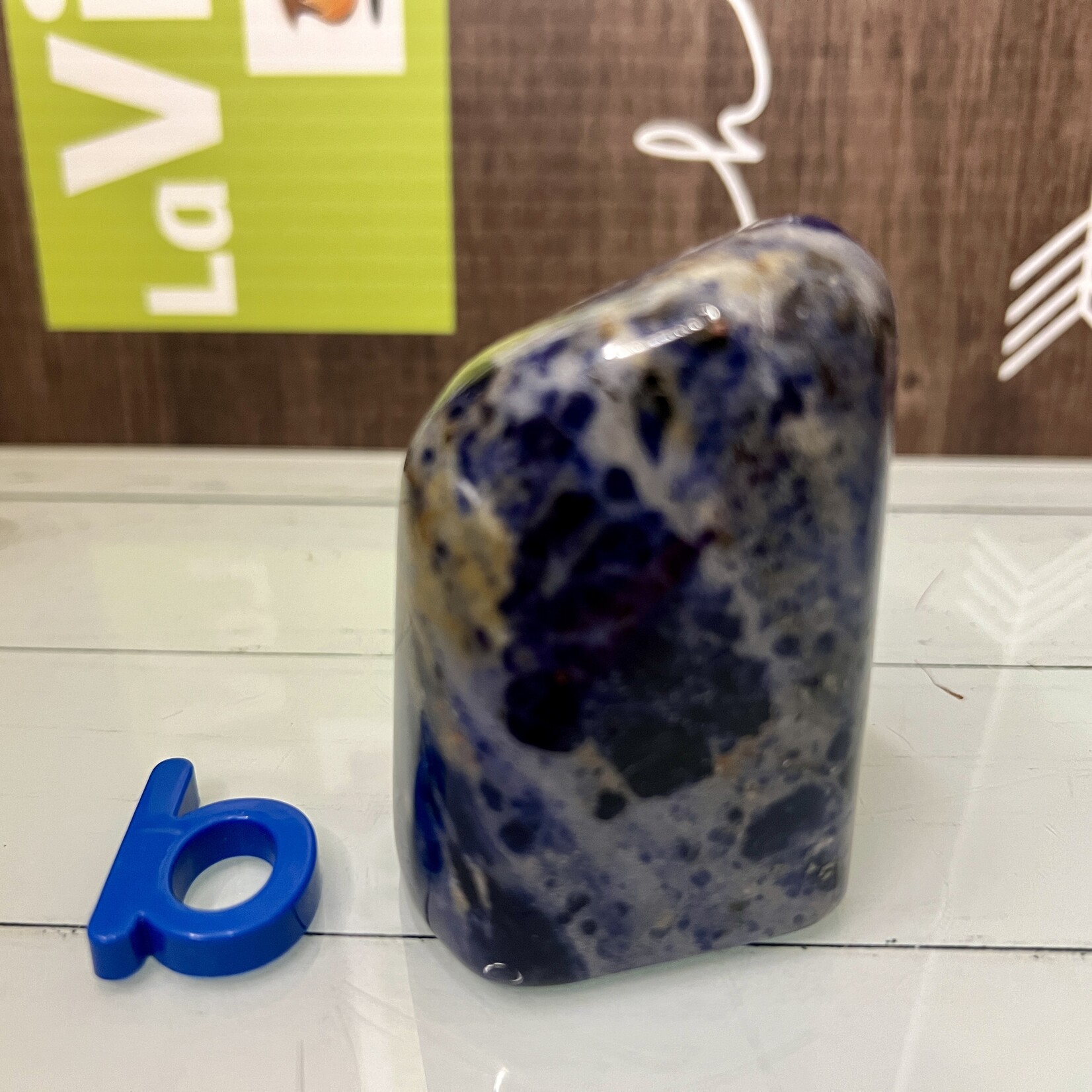 Pierre de Sodalite Polie Forme Libre – Renforceur d'Équilibre Émotionnel et d'Intuition