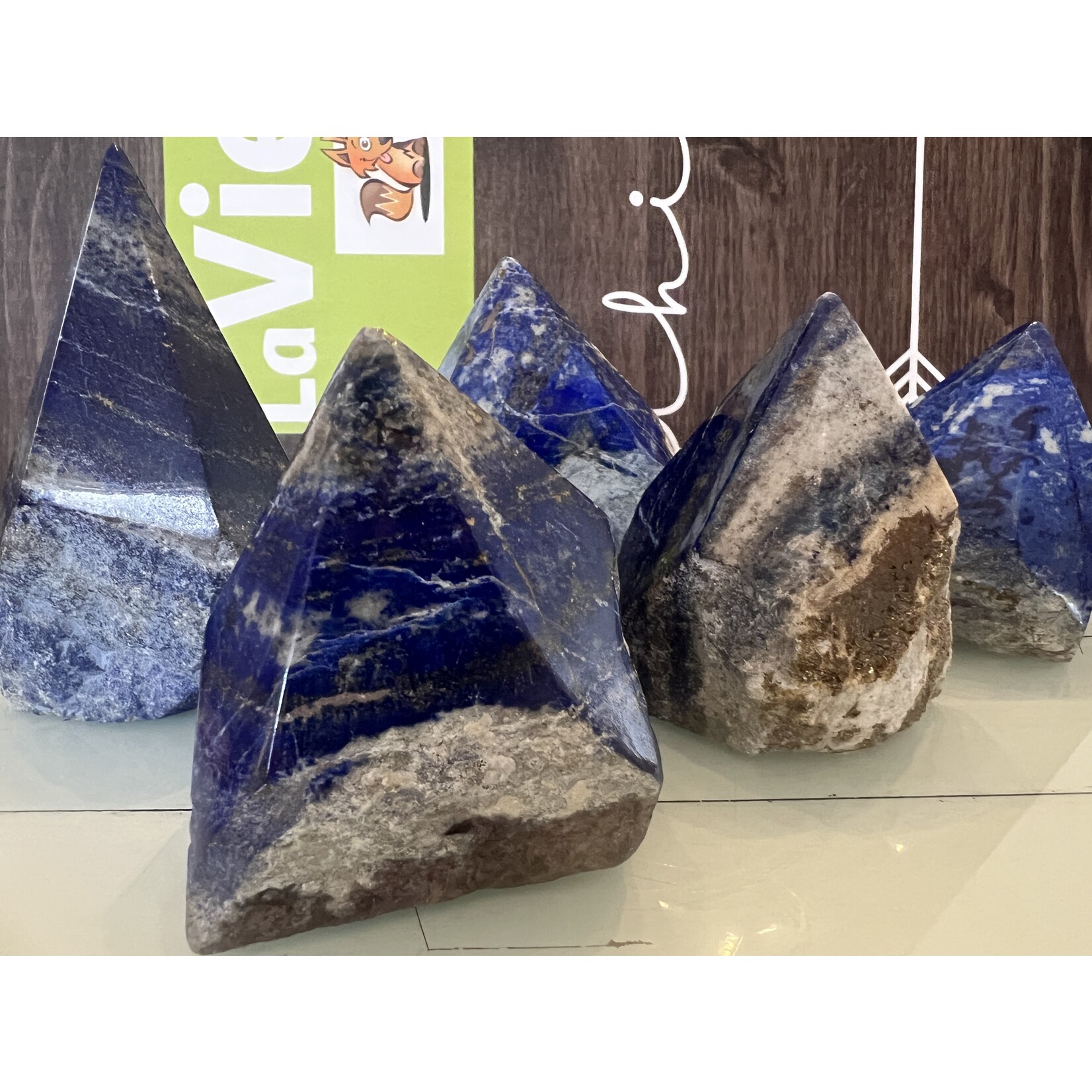 Pyramide de Lapis Lazuli - Équilibre Spirituel et Énergétique