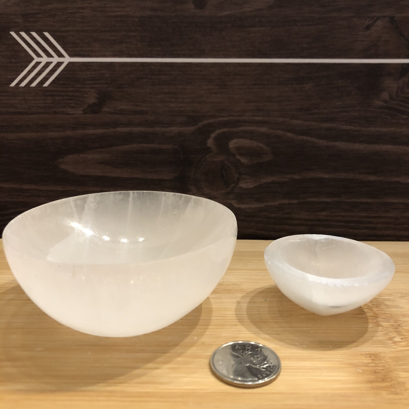 Selenite Bowl – Natural Elegance and Energy Purification