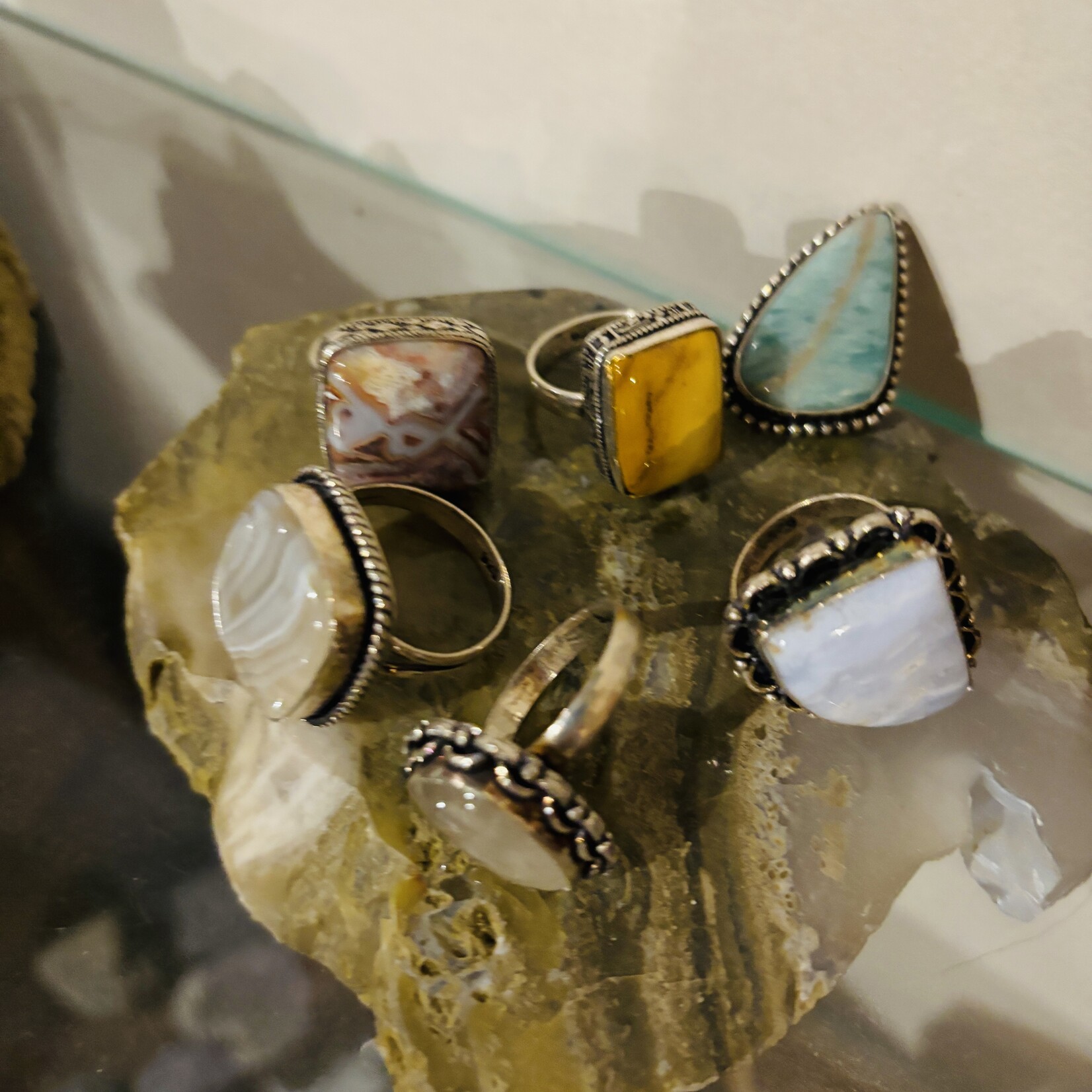 Bague avec pierre naturelle - différentes grandeurs