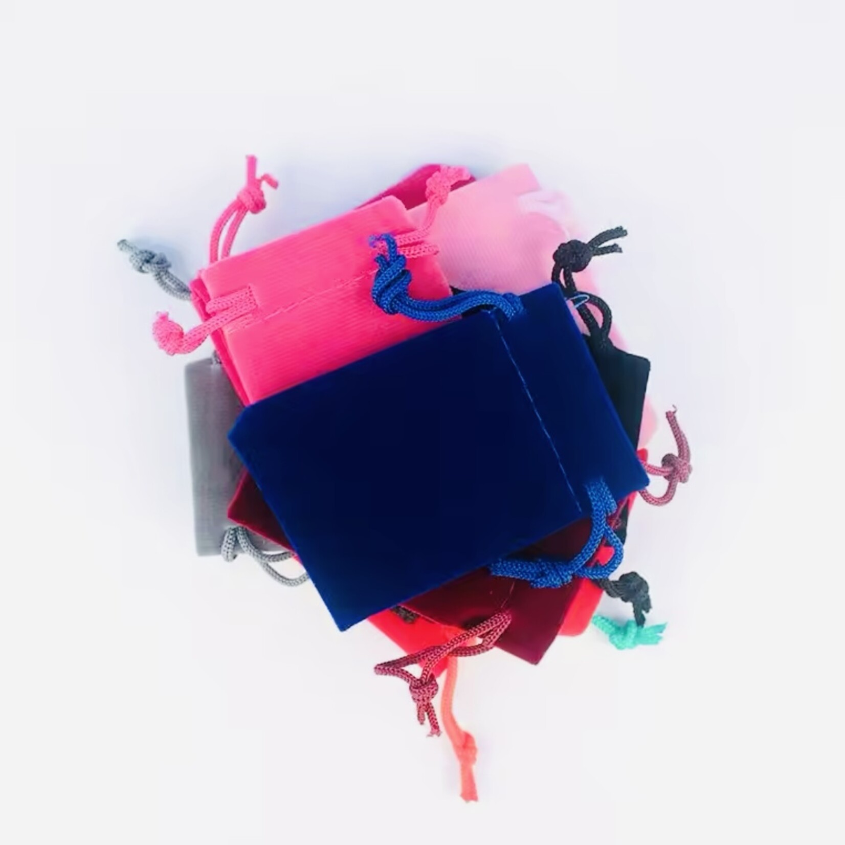 Sachets à cordons en velours pour petits cadeaux et bijoux