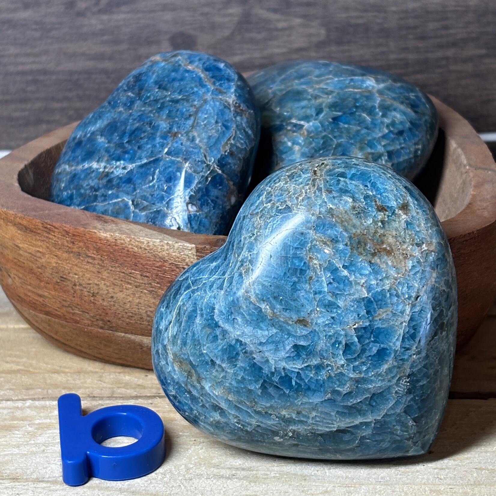 Radiant Blue Apatite Puffy Heart- Enhancing Communication and Self-Expression with Love and Clarity