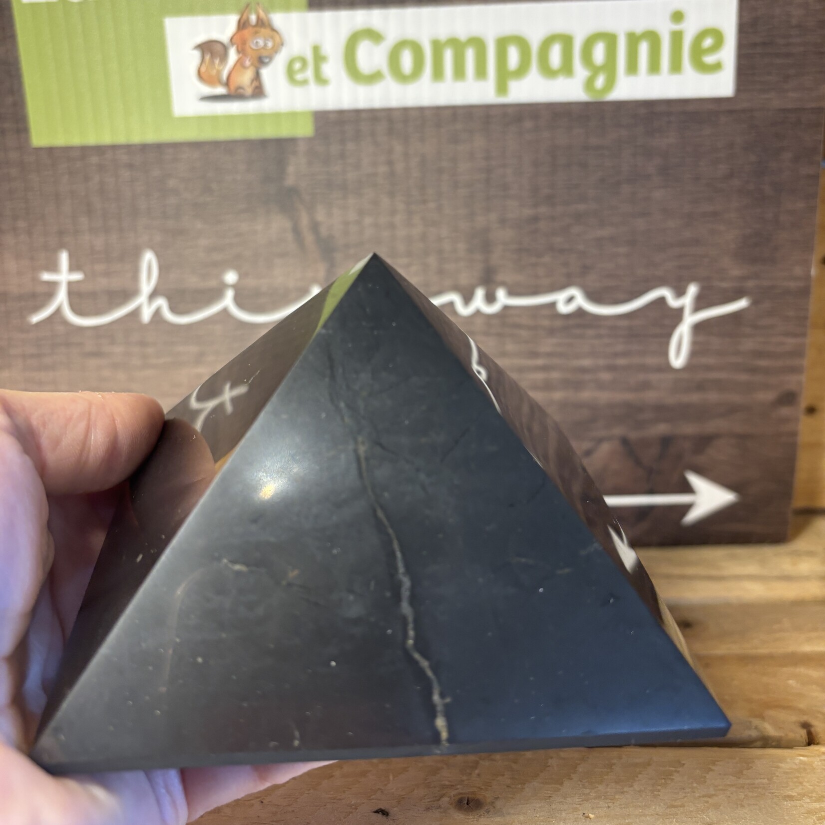 Extra Large Shungite Pyramid – Natural Polished Stone 4 po