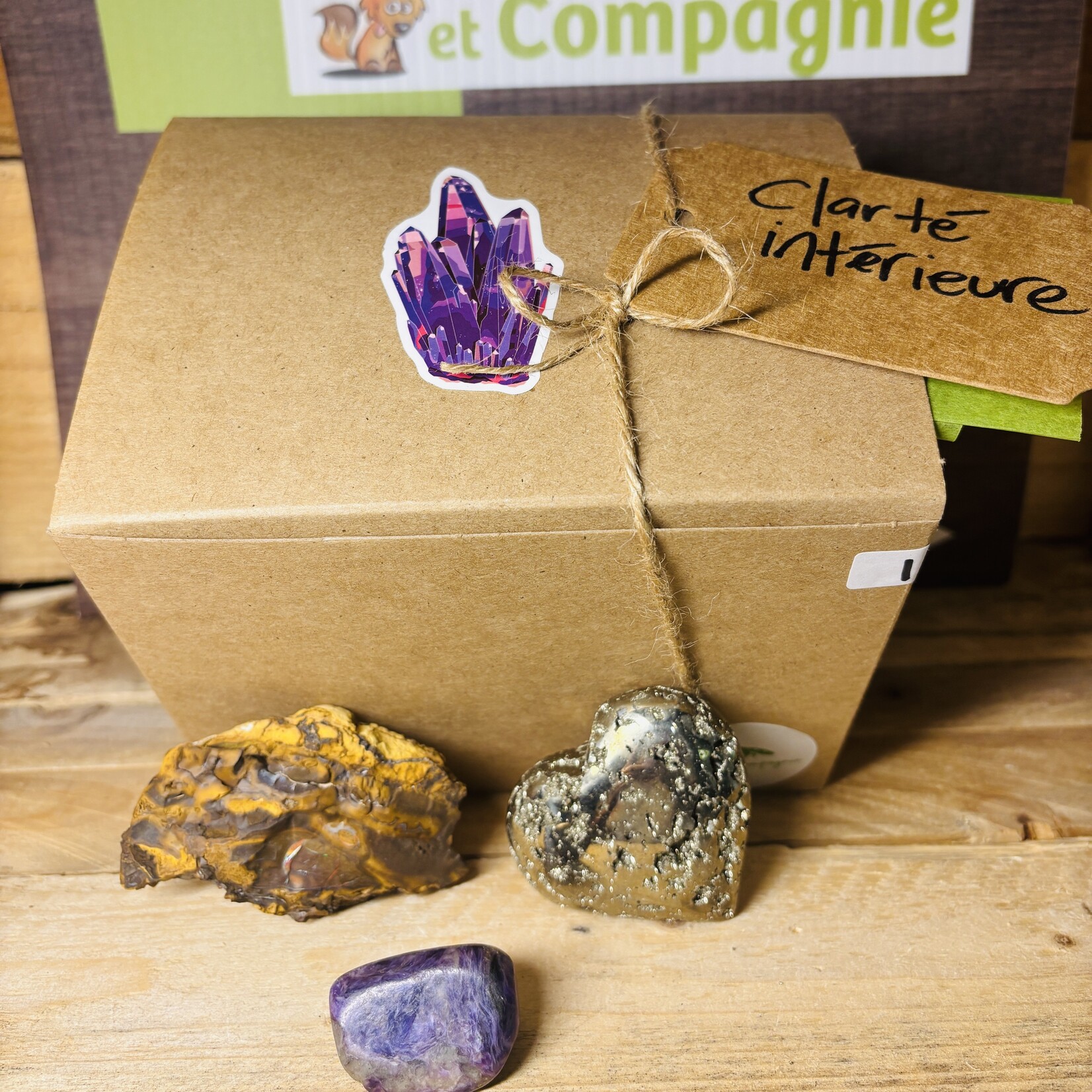 Gift Box – Inner Clarity, Grounding & Love Ritual kits – Boulder Opal, Pyrite, Charoite, Moss Agate, Red Jasper, Howlite, Rose Quartz, Rhodonite