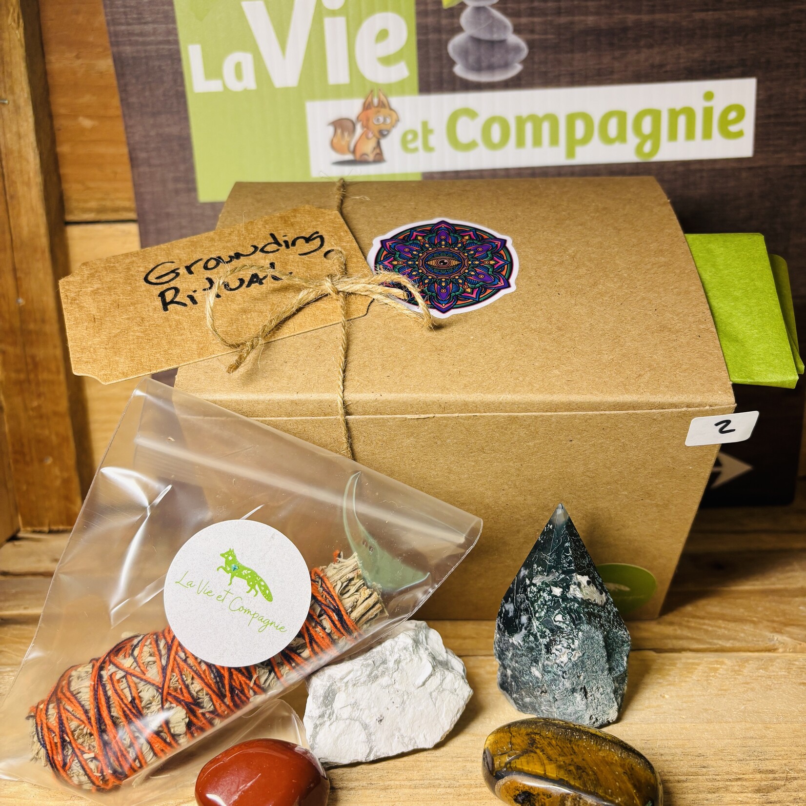 Gift Box – Inner Clarity, Grounding & Love Ritual kits – Boulder Opal, Pyrite, Charoite, Moss Agate, Red Jasper, Howlite, Rose Quartz, Rhodonite