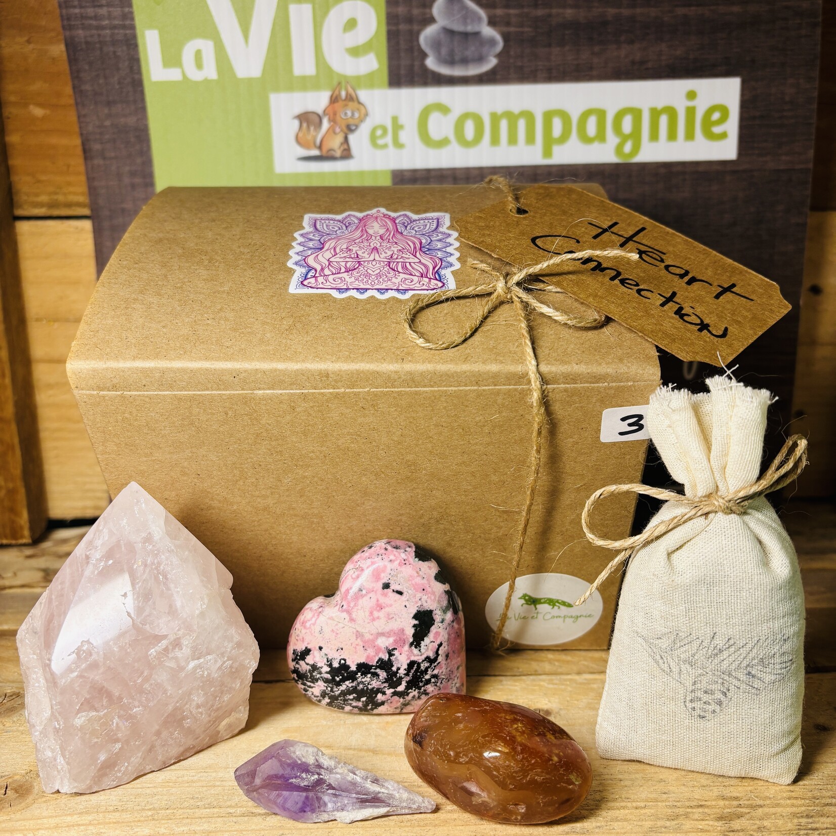 Boîte Cadeau – Kits Clarté Intérieure, Rituel d’Ancrage & d’Amour – Opale Boulder, Pyrite, Charoïte, Agate Mousse, Jaspe Rouge, Howlite, Quartz Rose, Rhodonite