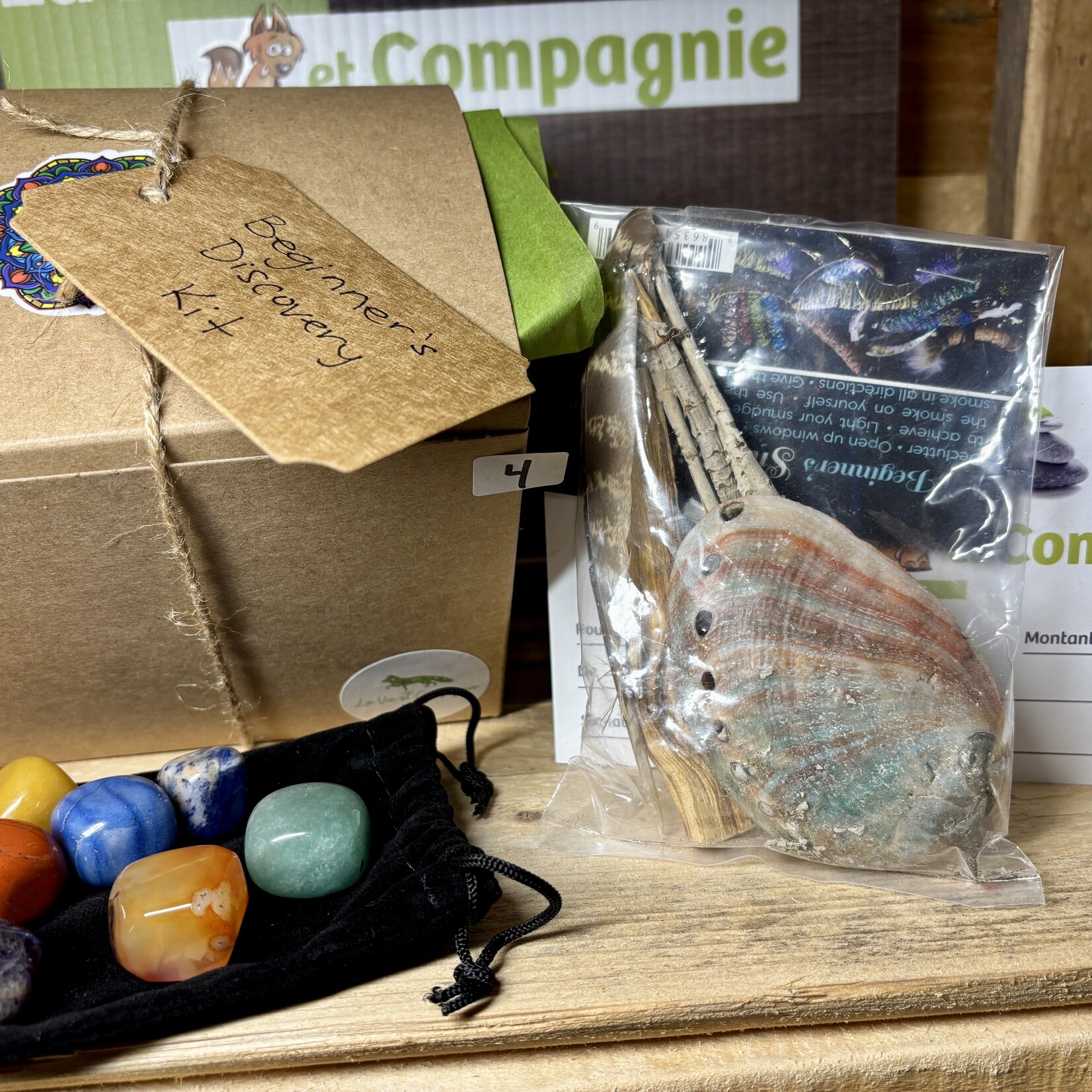 Gift Box – Beginner’s Discovery, Serenity & Relaxation & Energy & Vitality Kits – Selenite, Howlite, Rose Quartz, Agate, Carnelian, Citrine, Red Jasper, Tiger Eye