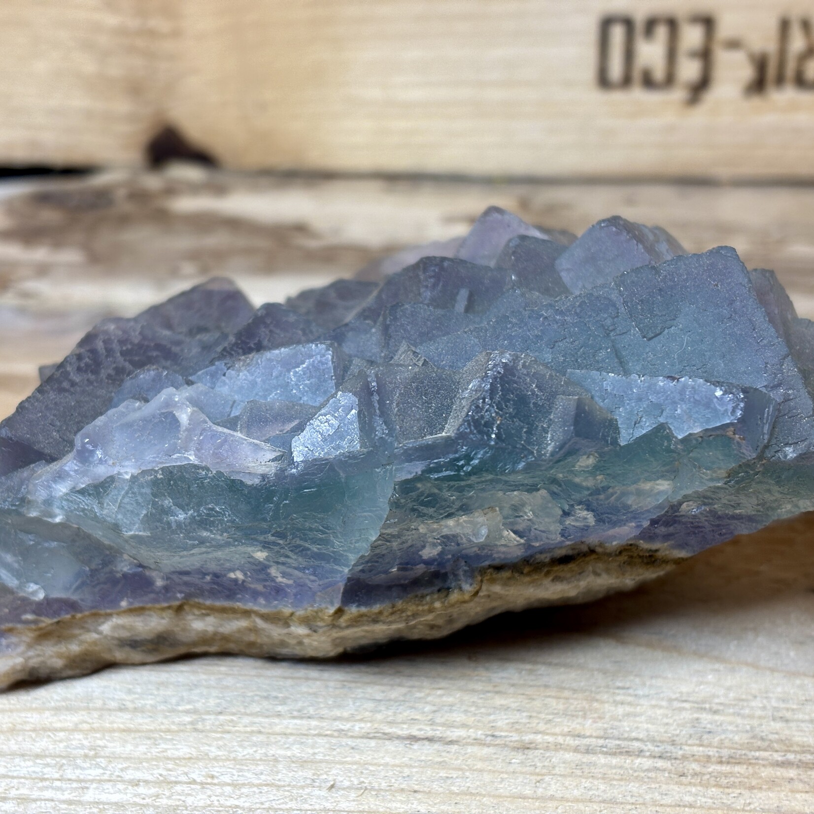 énorme grappe de fluorite verte, grand cristal de fluorite, utile pour le bien-être général, Fluorite vert profond, Fluorite brute