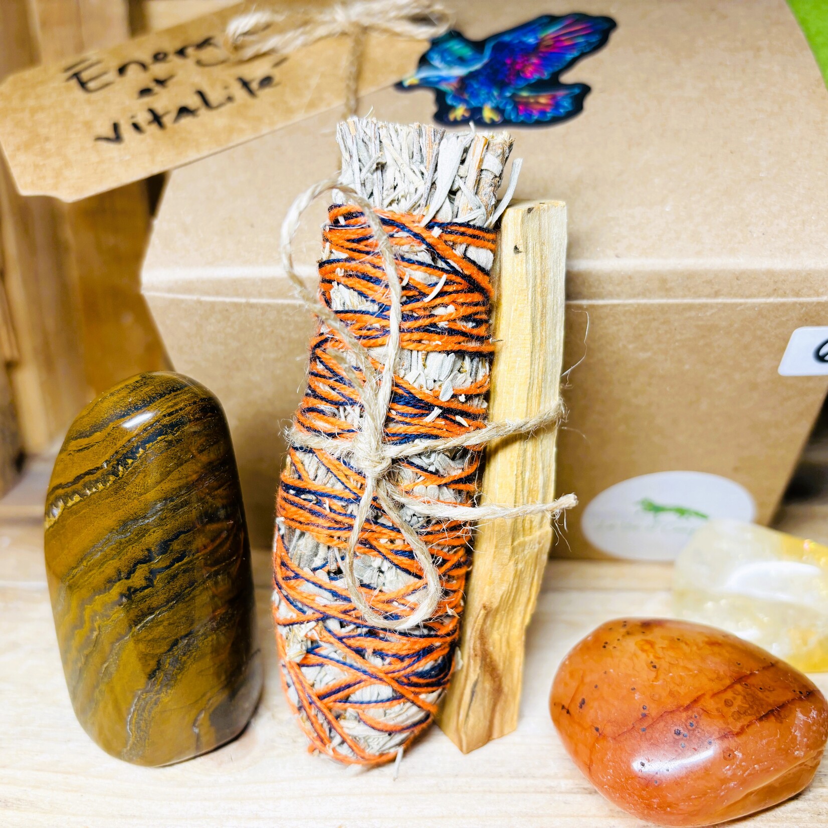 Energy & Vitality Gift Box – Crystals for Motivation, Courage & Positive Energy