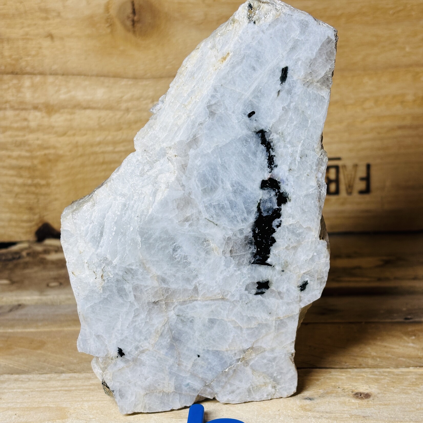 Rainbow Moonstone Raw & Polished – Feminine Energy & Intuition