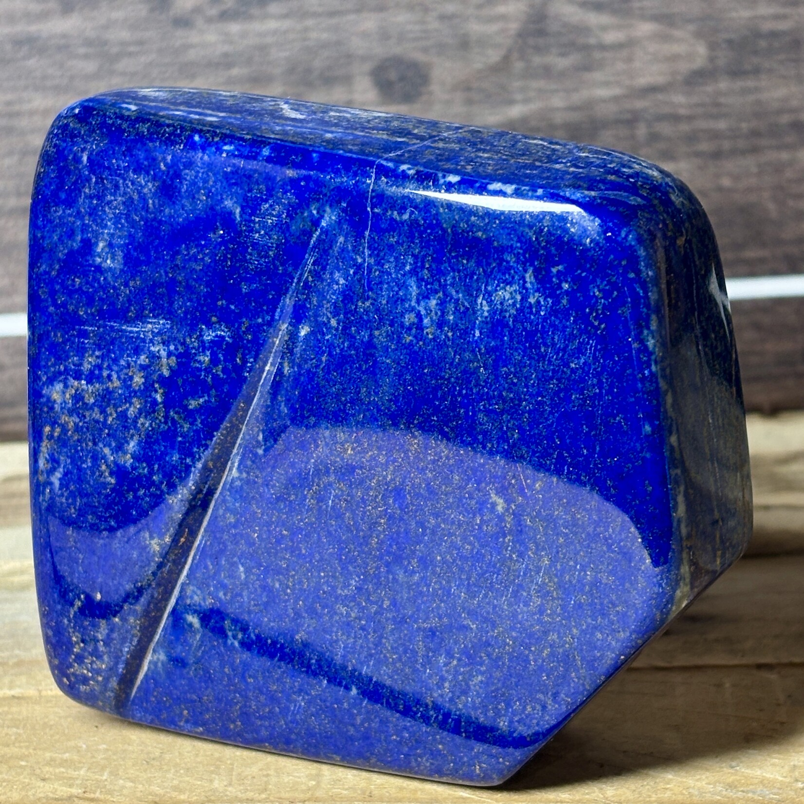 pièce de lapis lazuli forme libre, bénéfique pour le système respiratoire, les organes de nettoyage et le système nerveux - Copy