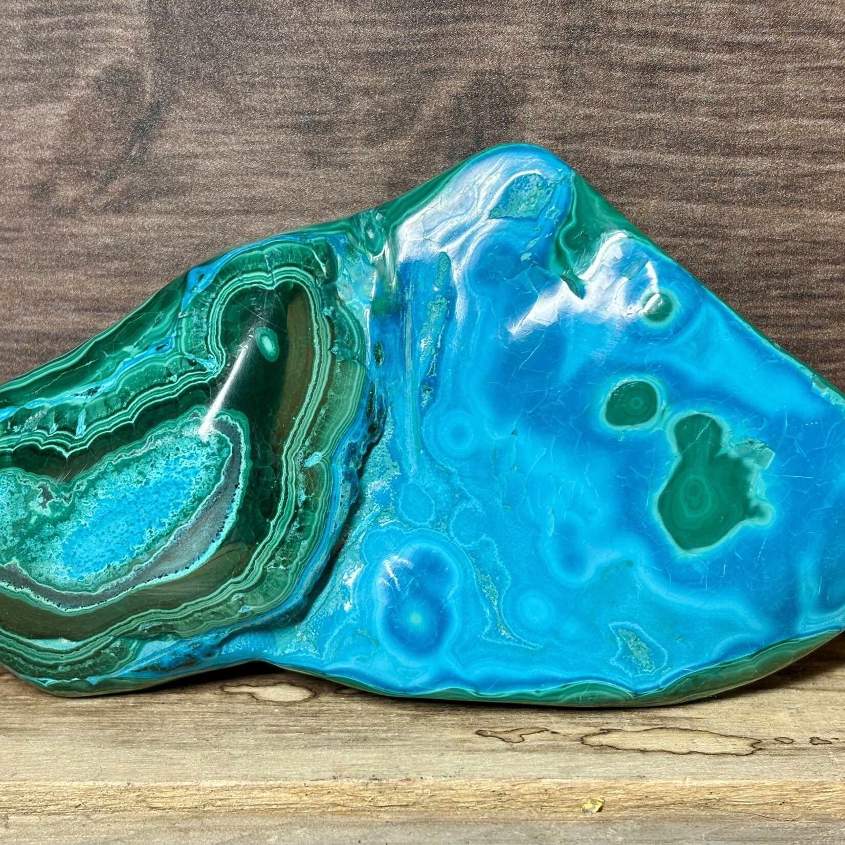 Chrysocolle polie – Pierre bleu-vert apaisante pour l’équilibre émotionnel, la paix intérieure et la communication claire – Tailles variées