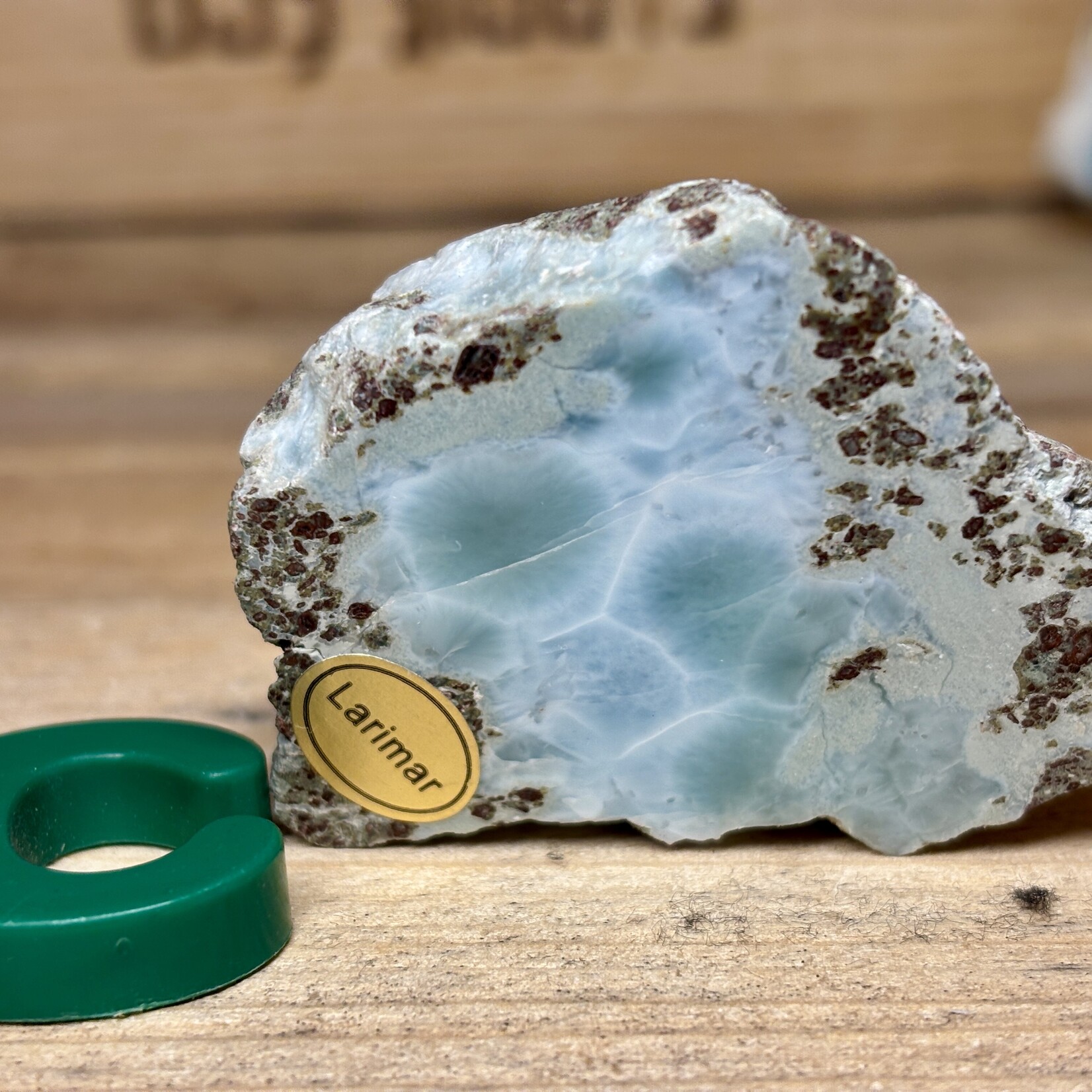 Larimar brute et poli