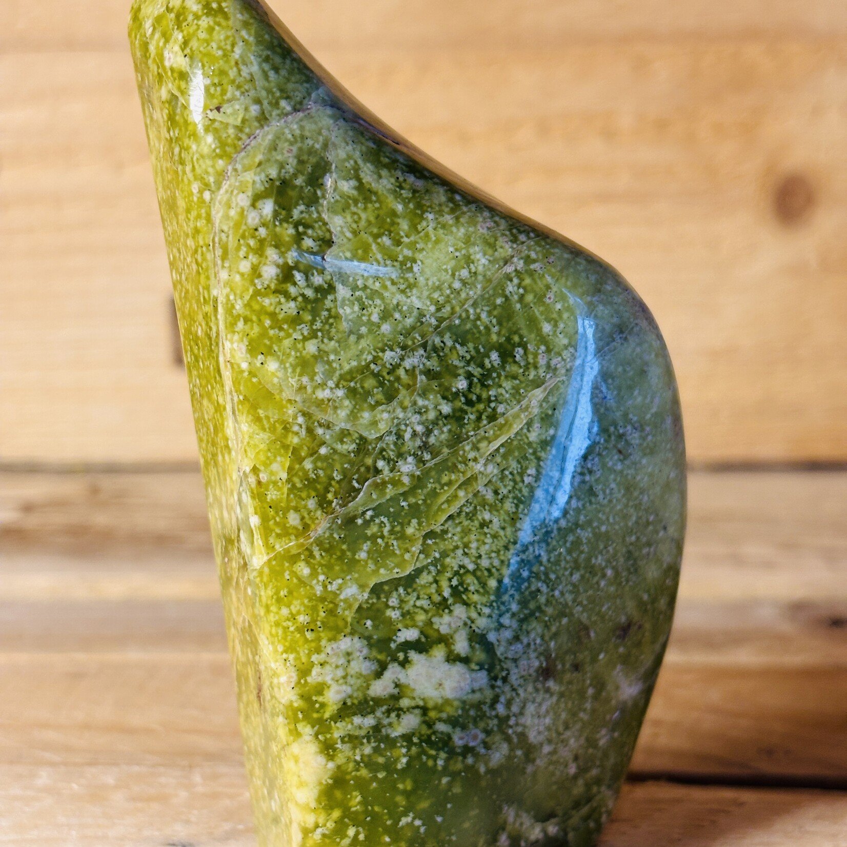 green serpentine stone  free form, natural brazilian serpentine with pyrite, crystal point, stone against migraine