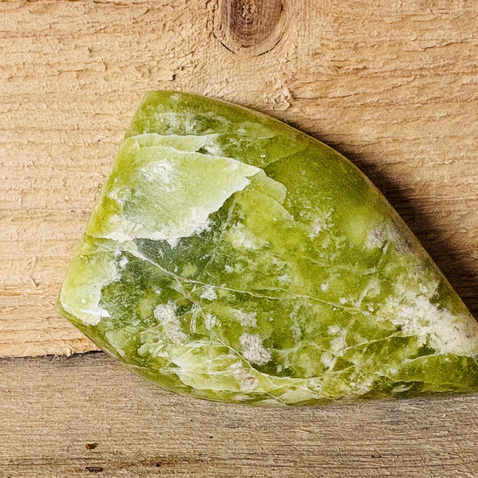 green serpentine stone  free form, natural brazilian serpentine with pyrite, crystal point, stone against migraine