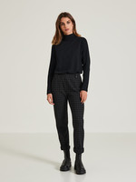 Yerse Pull-on Checked Pant