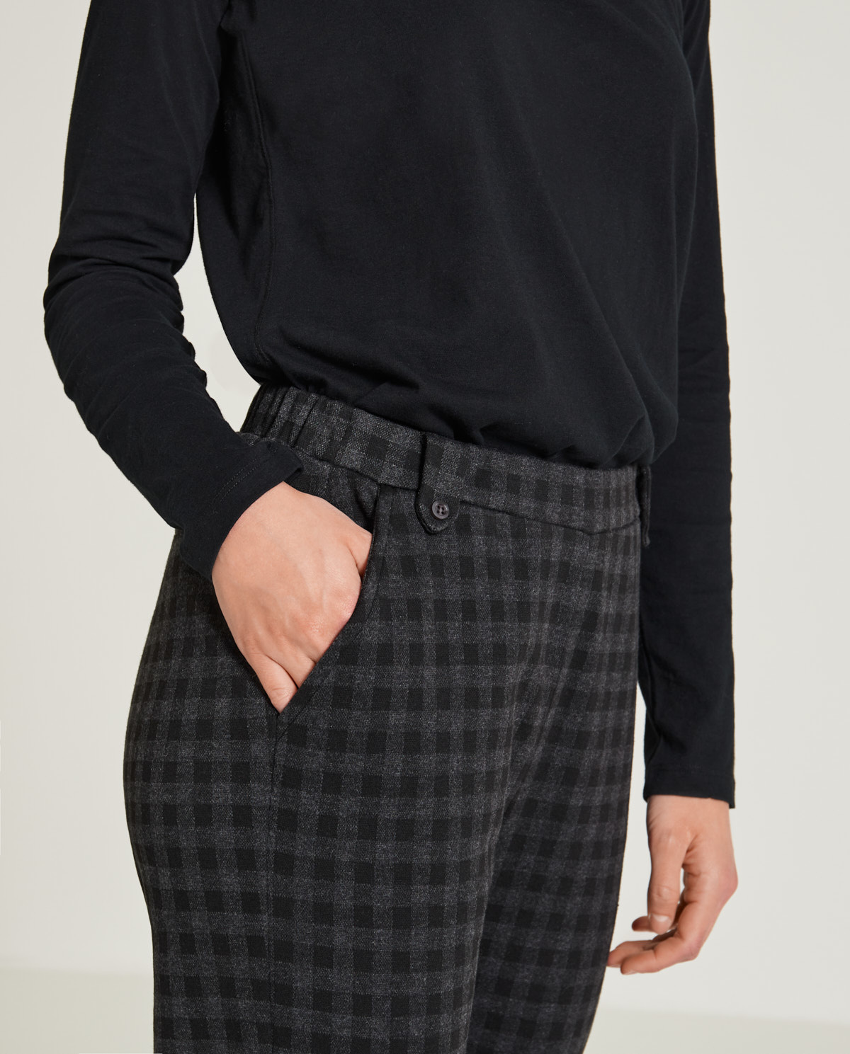 Yerse Pull-on Checked Pant-5