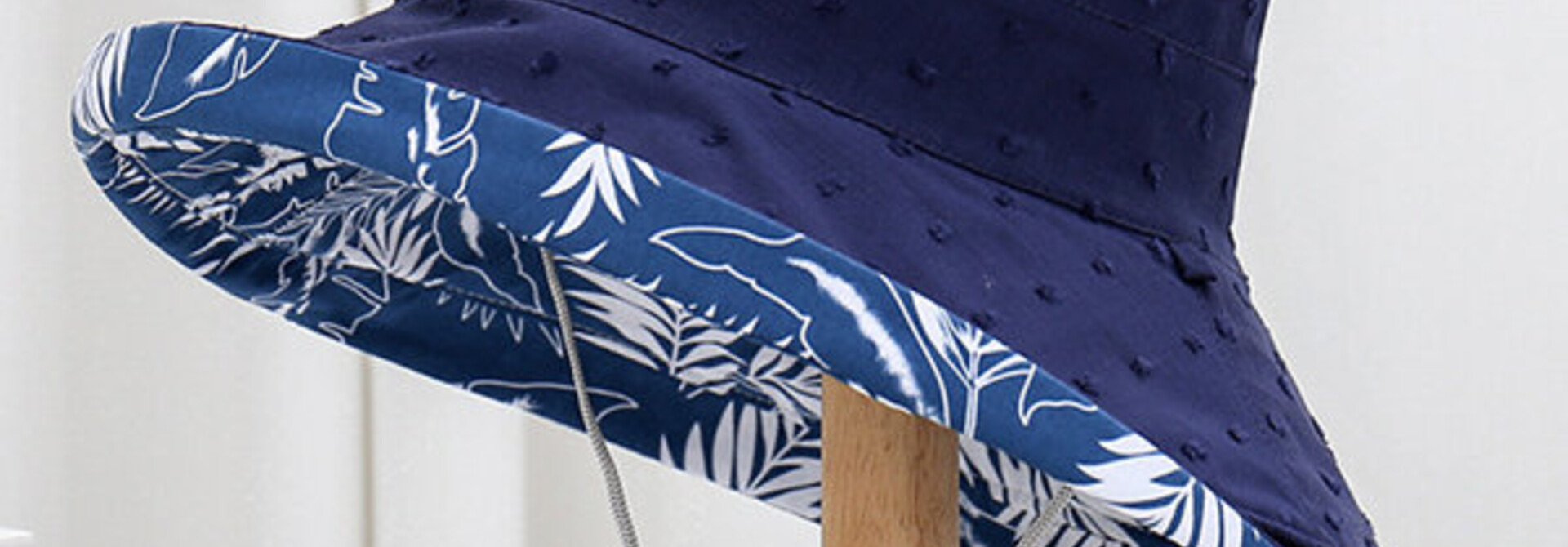 Palm Reversible Sun Hat