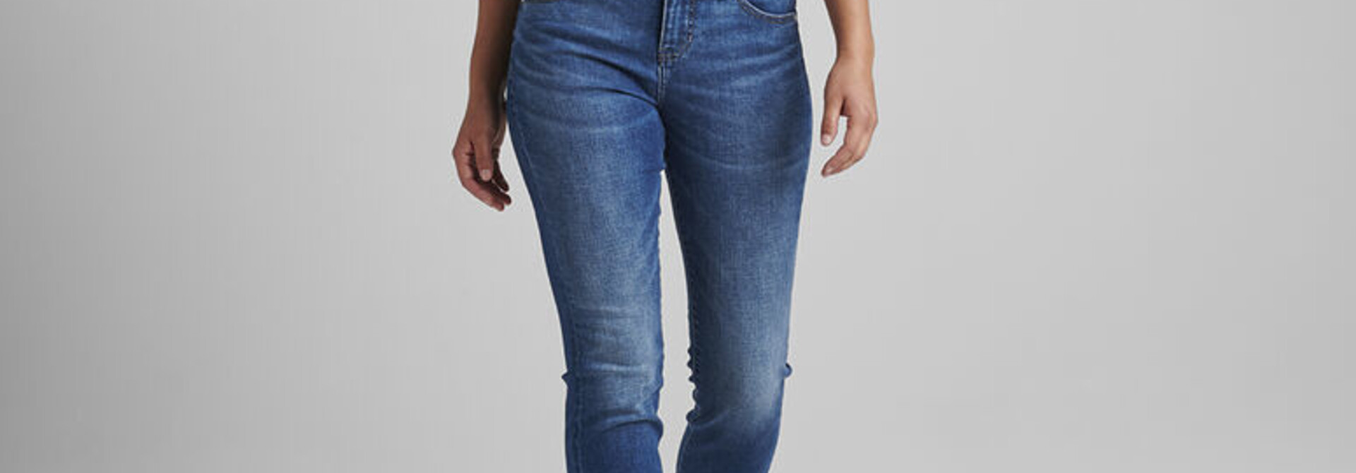 Ruby Mid-Rise Denim
