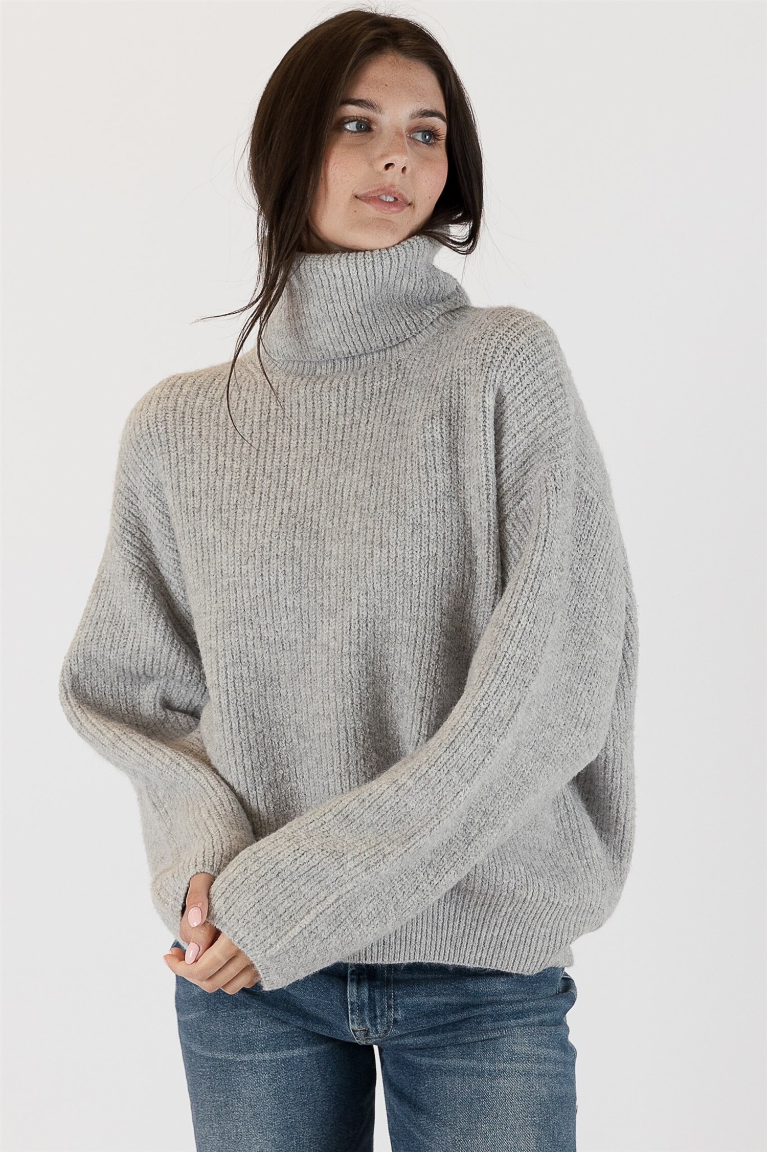 LYLA + LUXE Sahar Turtleneck Sweater - Dan Joyce Clothing