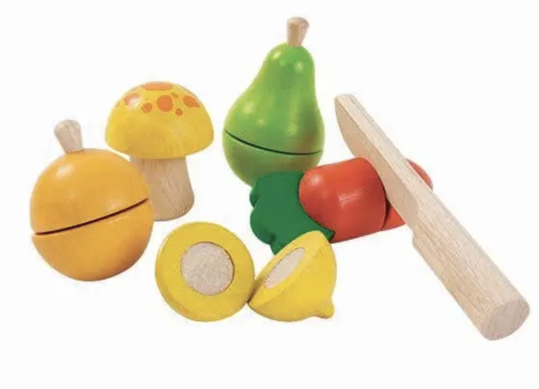 plan toys (faire) plantoys fruit and vegetable set 18m+