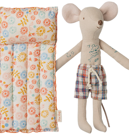 Maileg maileg beach dad mouse with flower mattress