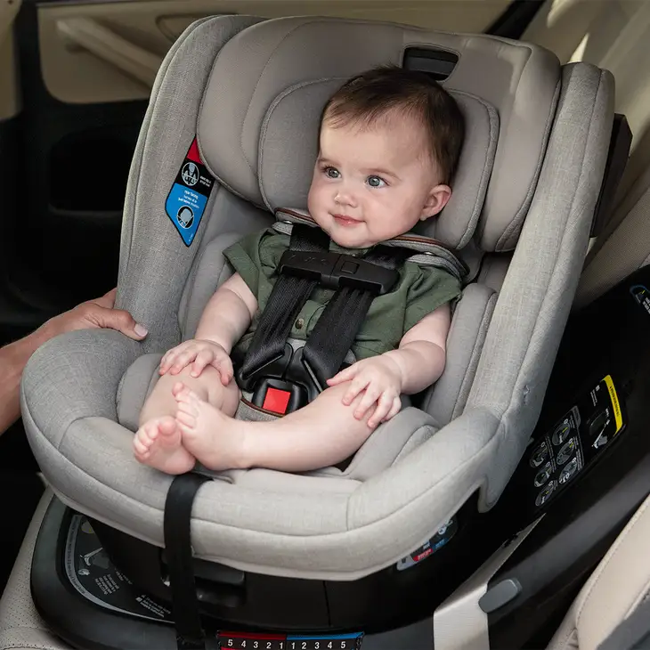 Nuna nuna REVV rotating car seat