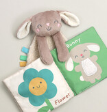 Itzy ritzy itzy ritzy learn & snuggle gift set