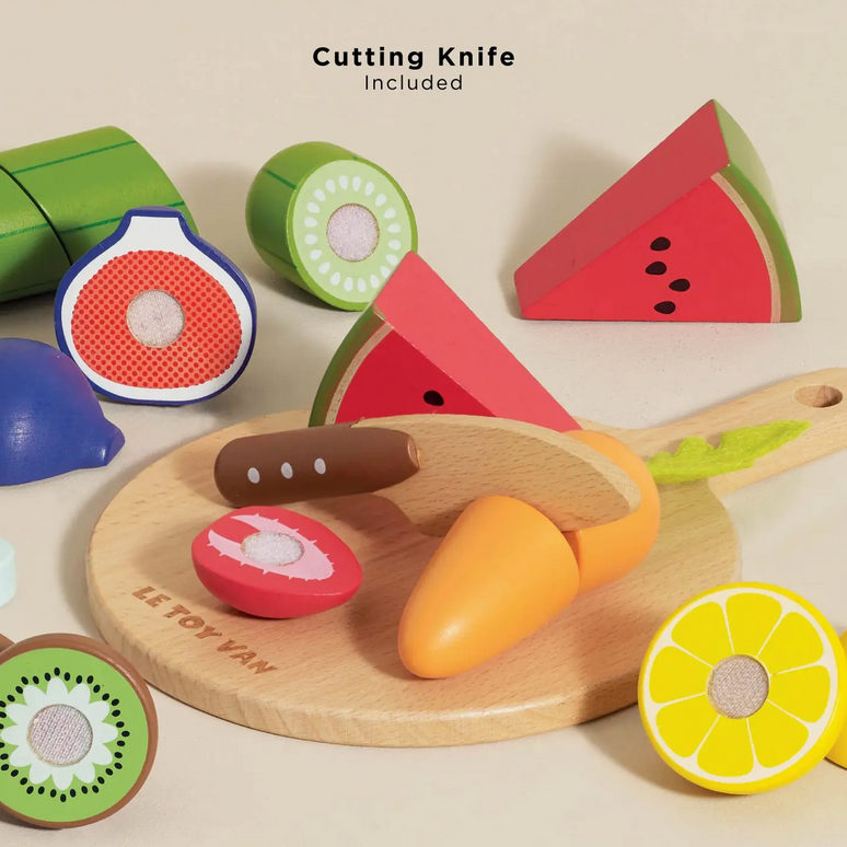 le toy van wooden cutting board + produce