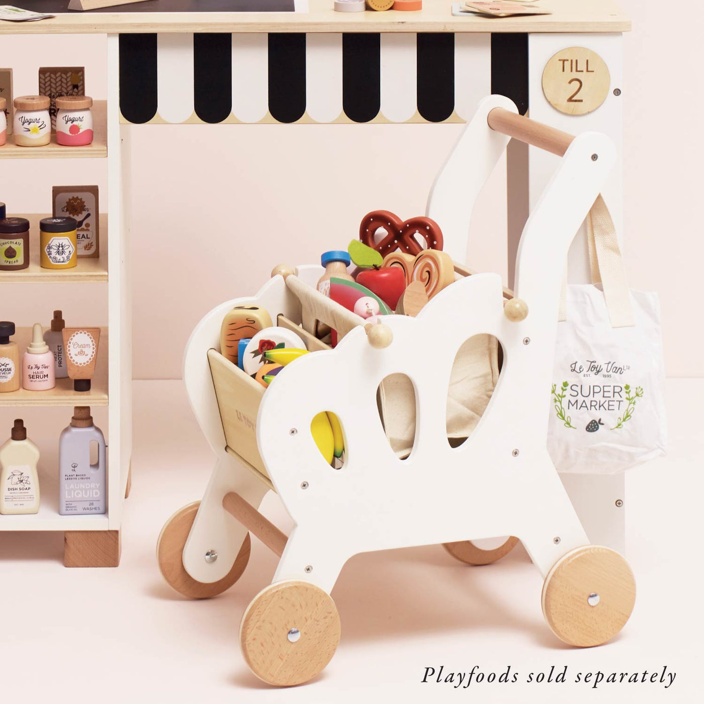 le toy van le toy van shopping grocery trolley