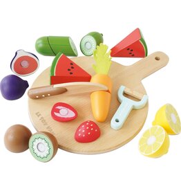 le toy van le toy van wooden cutting board + produce