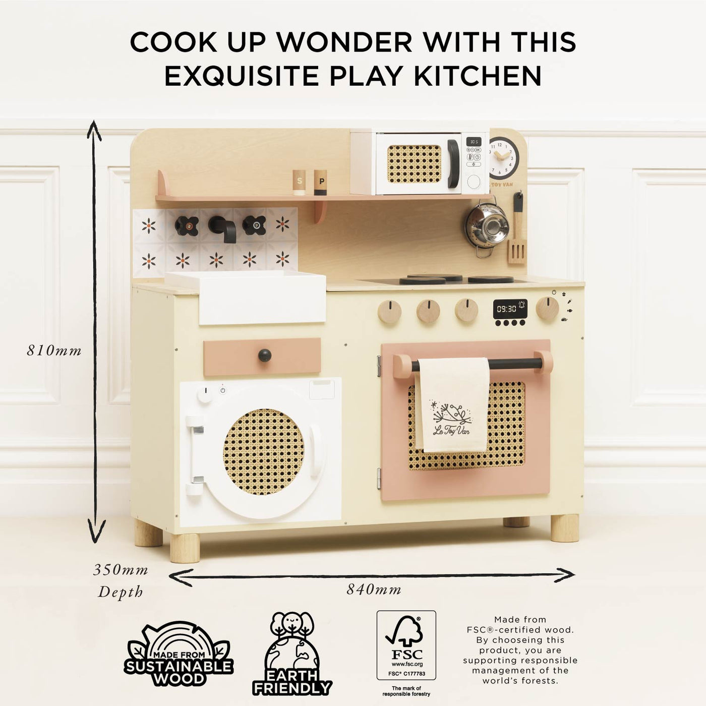 le toy van le toy van family size wooden play kitchen