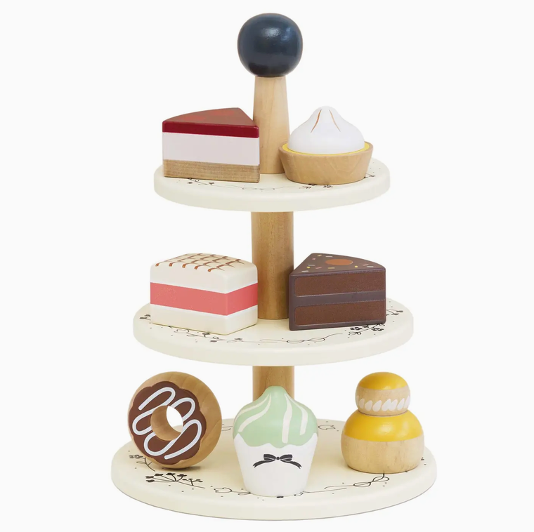 le toy van three tier cake stand