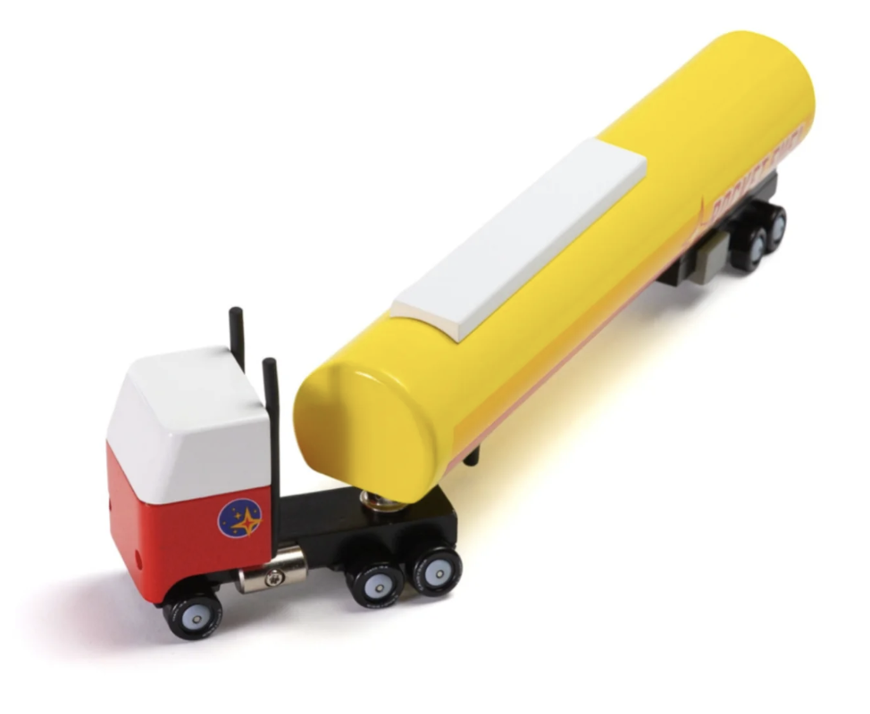 candylab toys inc. candylab rocket fuel tanker 3+