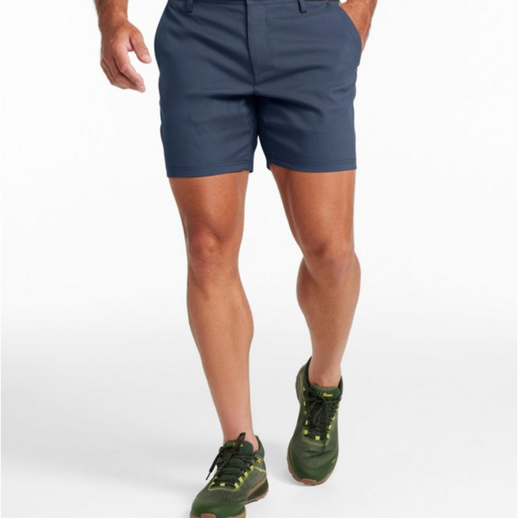 L.L Bean L.L.Bean Venture Stretch Commuter Chino Short 7" (M)
