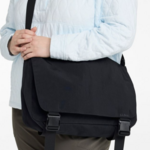 L.L Bean L.L. Bean Wharf Street Messenger Midnight Black