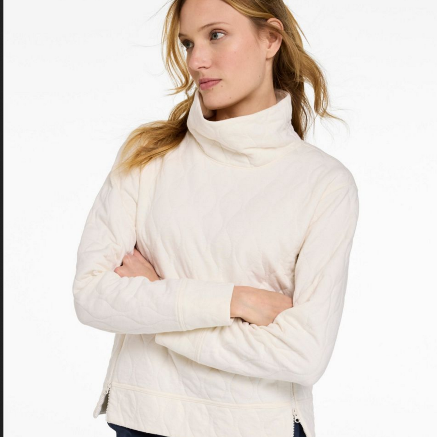 L.L Bean L.L. Bean Venturesoft Quilted Funnelneck Pullover (W)