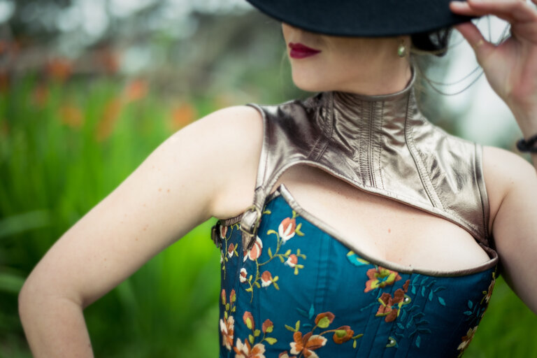 Dark Garden Bespoke Sansa (Satin or Brocade)