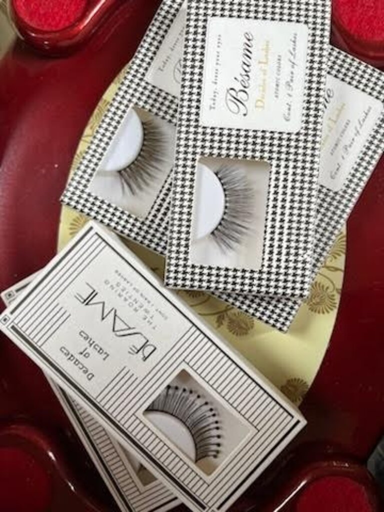 Besame Besame False Lashes