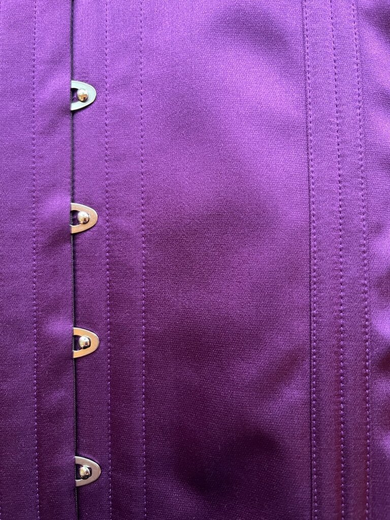 Dark Garden Sweetheart in Amethyst Satin 36 (Limited Edition)