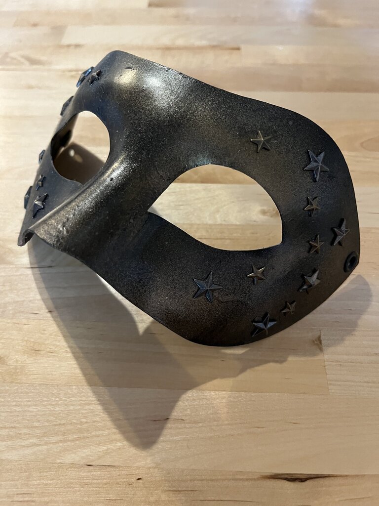 Kalico Delafay Kalico Delafay Star Papier-Mâché Masks